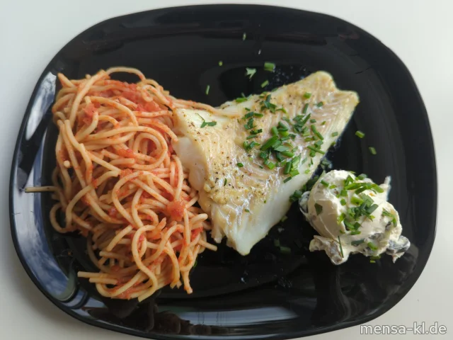 Kabeljaufilet im Zitronen-Knoblauch-Sud (Fi,Gl), dazu Tomaten-Spaghetti (Gl) mit Oliven-Frischkäse-Dip (La)