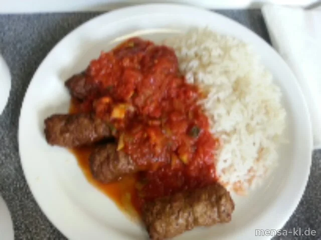 Cevapcici (R) mit Pepperonatasoße, Reis und Salat