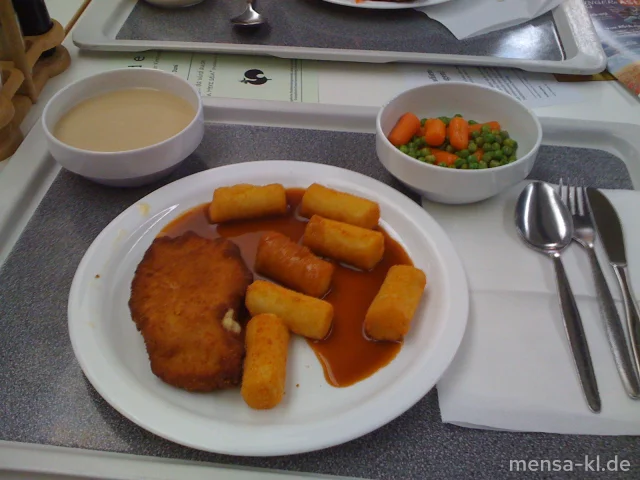Hähnchen-Cordon bleu mit Truthahnschinken (2/3) und Käse (1/2) gefüllt, Kroketten (1) und Erbsen-Karotten-Gemüse