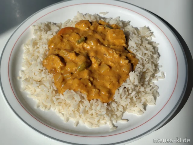 Indisches Curry mit Quorn-Geschnetzeltes, Kartoffeln und Gemüse (Sf), dazu Reis und Salat (Sl,G)