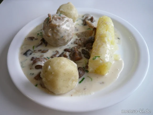 Pfälzer Knödelteller (Hoorische (1,2,5,Sw,V), Schneebällchen (Gl,Ei,V) und Weckknödel) (Gl,Ei,La,V) mit Waldpilz-Rahmsoße (2,5,Gl,La,Sw,V) und Salat (V)