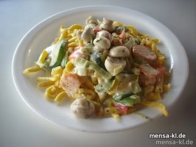 Schlemmergemüse (V) mit frischen Champignons in Kräuterrahm, Spätzle