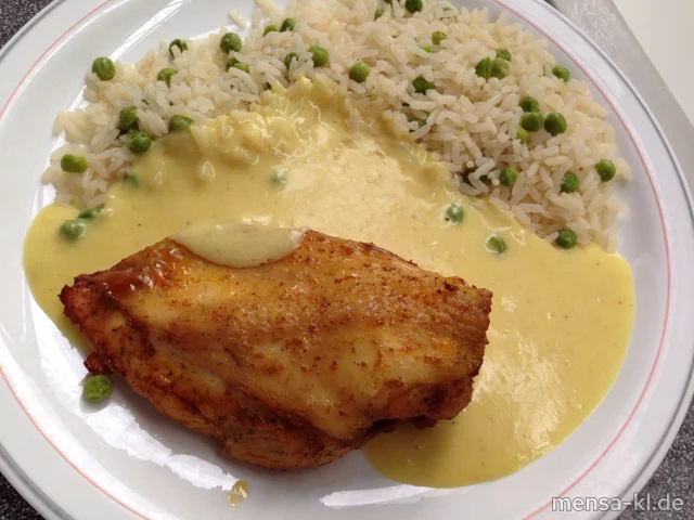 Hähnchencurry (G), Reis mit Erbsen, dazu Salat