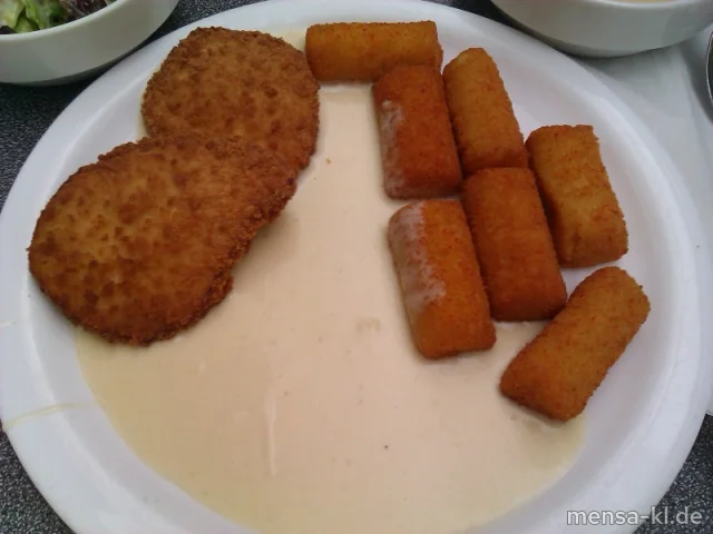 Käseschnitzel "Valess" mit Sauce Crème-fraîche, Kroketten (1) und Salat
