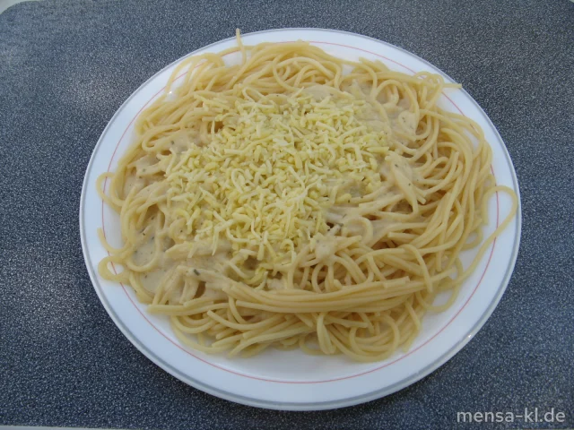 Große Portion Spaghetti mit Sahnesoße (V,A), geriebener Käse (1,2,V) und Salat (V)